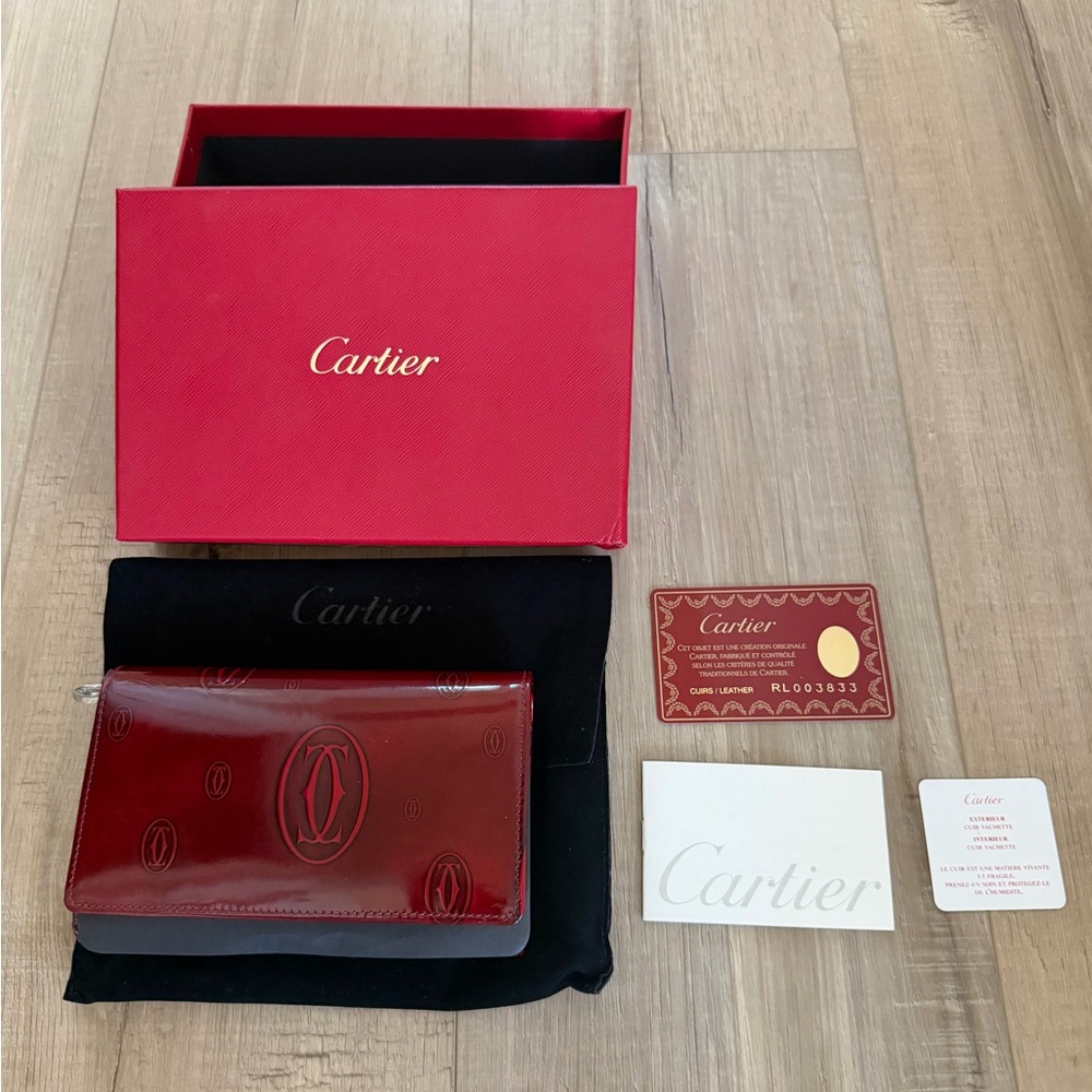 NEW CARTIER HAPPY BIRTHDAY L3000347 BI-FOLD WALLET - Picture 6 of 8